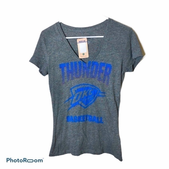 Oklahoma City Thunder T-shirt NWT Large - Picture 2 of 8
